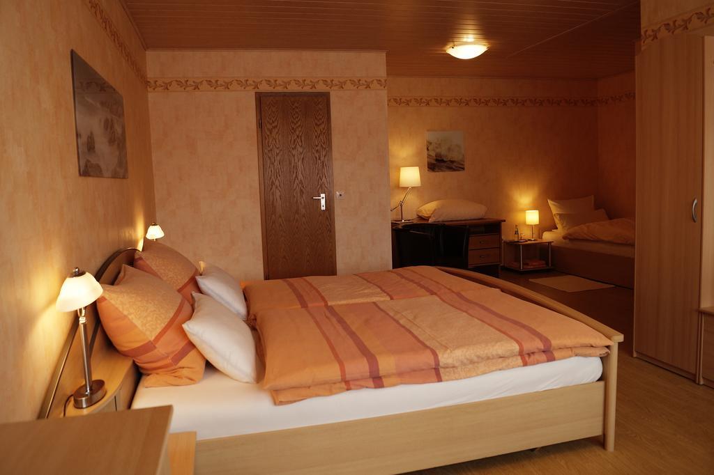 Pension Huhn Angersbach Room photo